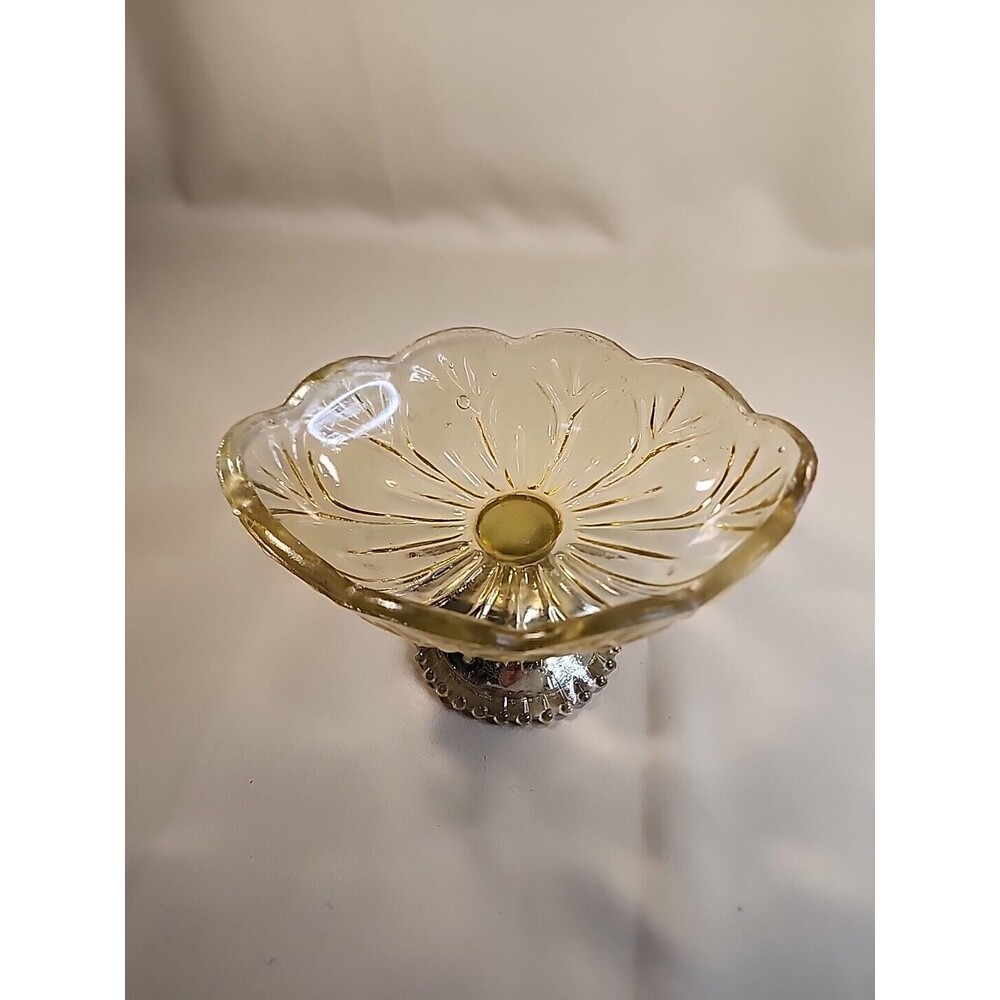 Accent Decor Distressed Gold Tone Mercury Glass Wedding Stand Pedestal 4 1/4" R